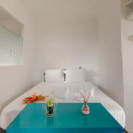 Fabrina With Balcony And Pool - Happy Apartamento